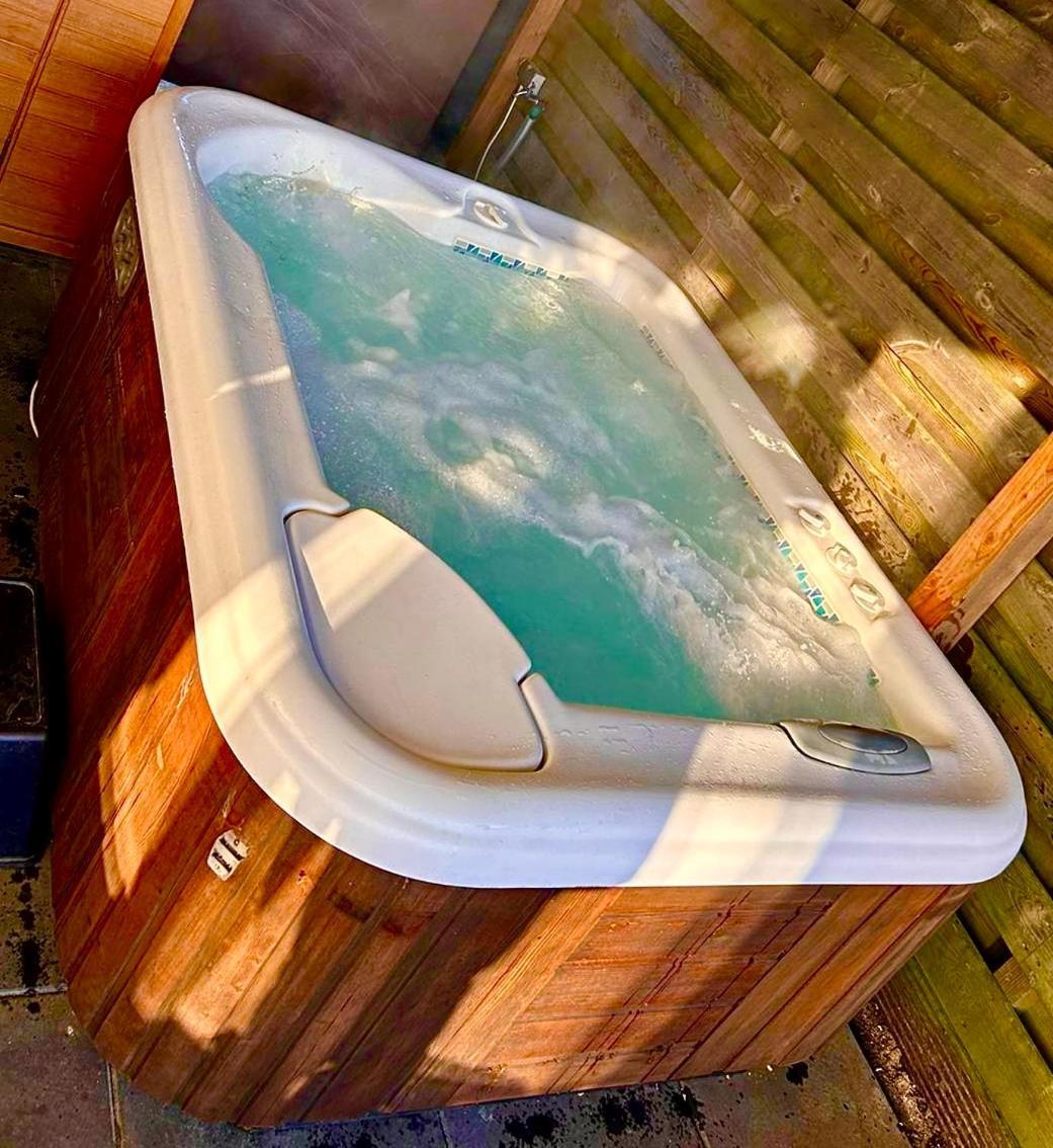 Tiny House With Sauna & Jacuzzi Near Amsterdam Vijfhuizen Екстериор снимка