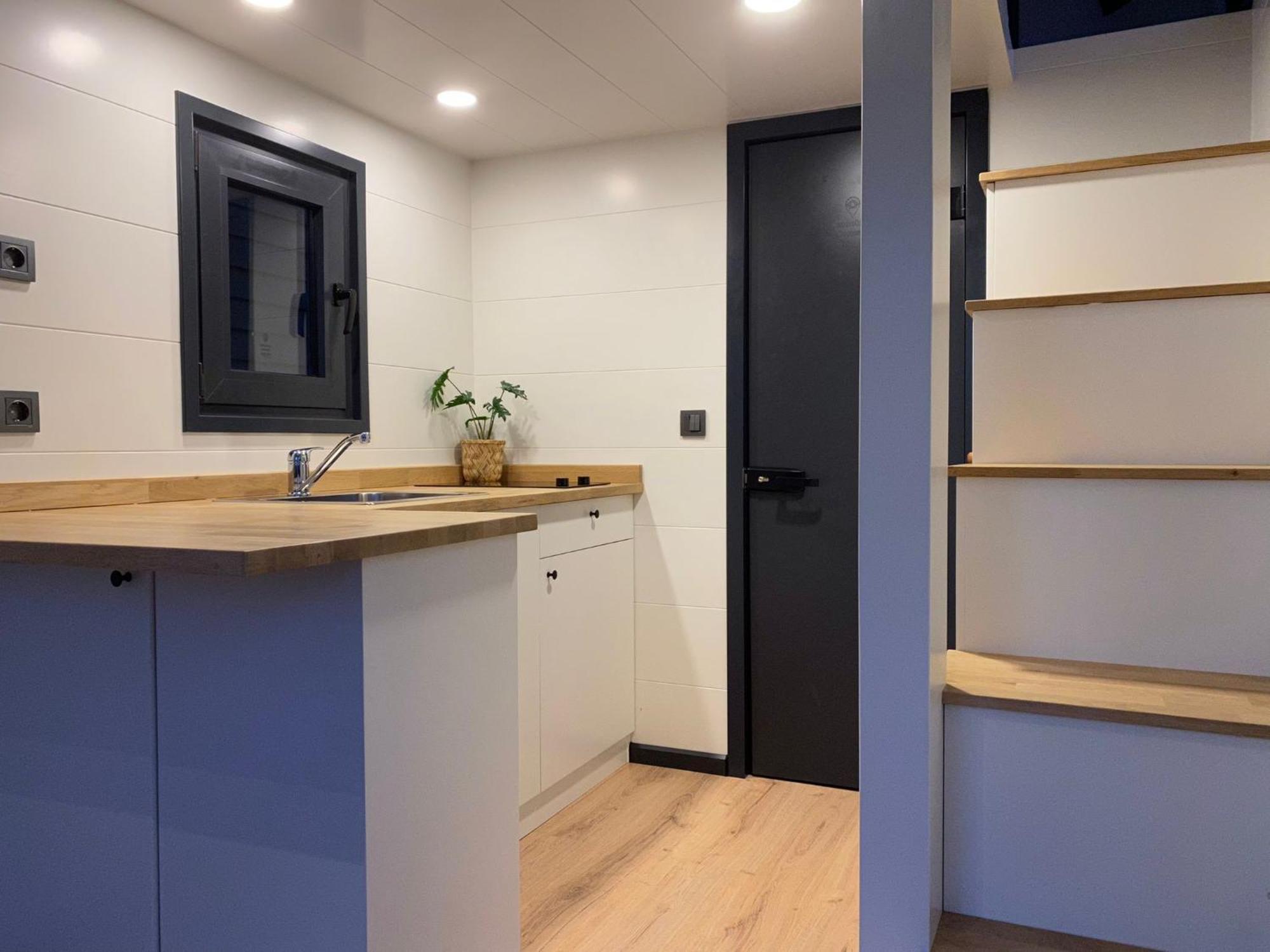 Tiny House With Sauna & Jacuzzi Near Amsterdam Vijfhuizen Екстериор снимка