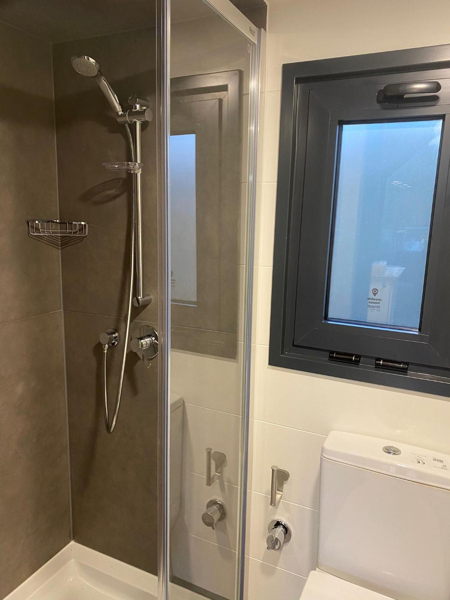 Tiny House With Sauna & Jacuzzi Near Amsterdam Vijfhuizen Екстериор снимка